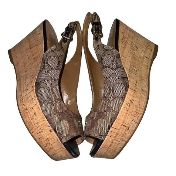 Coach Tan Signature Slingback Peeptoe FERRY Shoes Size 8.5 - Picture 2 of 10